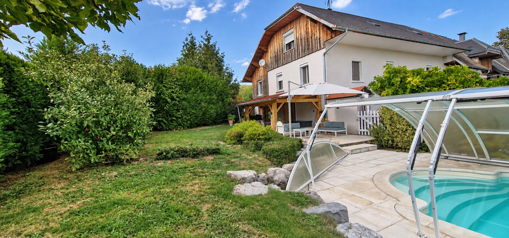 Vente Maison Maison à vendre 240m2 sur terrain 800m2 avec piscine à ENTRELACS Entrelacs