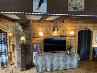  Chalet à vendre 8 pièces 210 m²