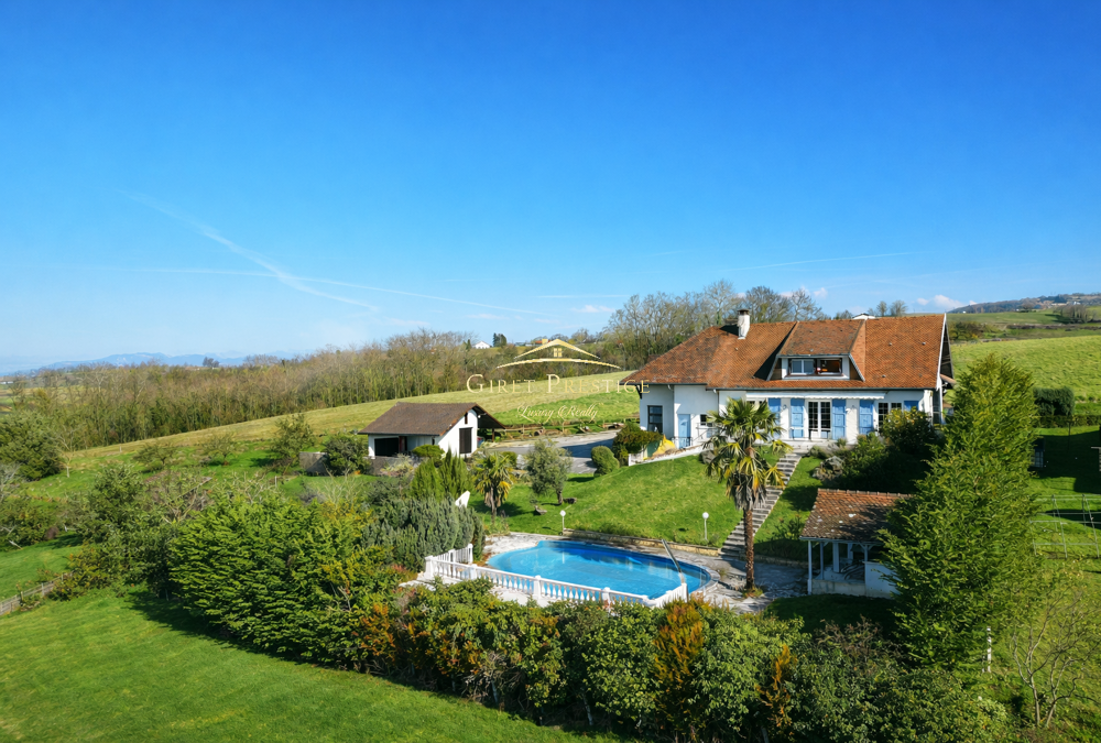 Belle villa St Genix sur Guiers