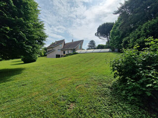  Maison  vendre 8 pices 185 m