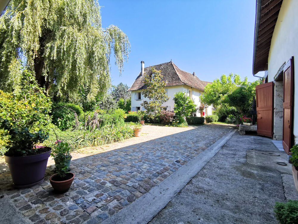   Morestel