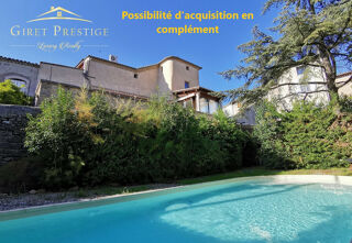  Immeuble  vendre 15 + pices 523 m