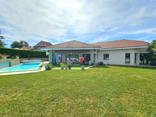  Maison � vendre 7 pi�ces 214 m�