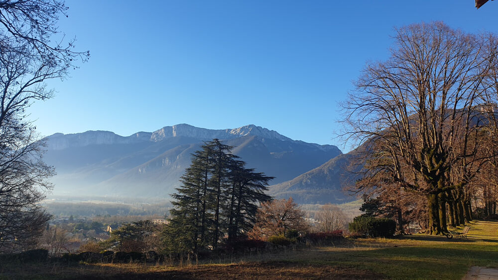   Grenoble