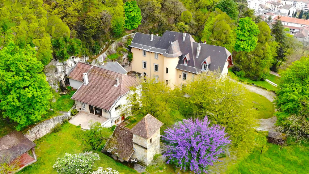   Grenoble