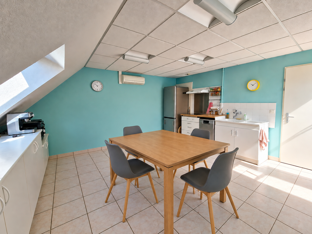 A vendre BELLEY T3 avec ascenseur, balcon et garage.