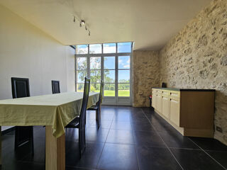  Maison � vendre 9 pi�ces 210 m�