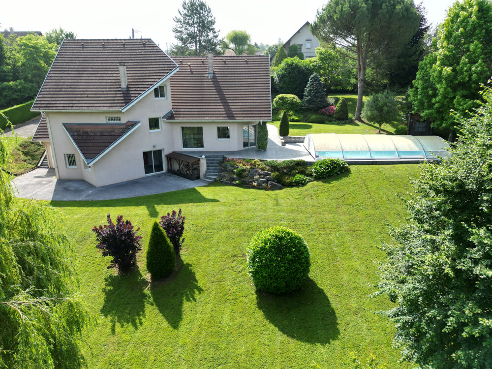 Maison d'architecte 184 m2 à vendre BELLEY 01300