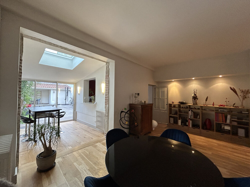 Vente Maison MAISON 150 M2 3 CHAMBRES AVEC  TERRASSE ET DÉPENDANCE Agen