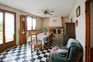  Remise / Grange à vendre 6 pièces 153 m²