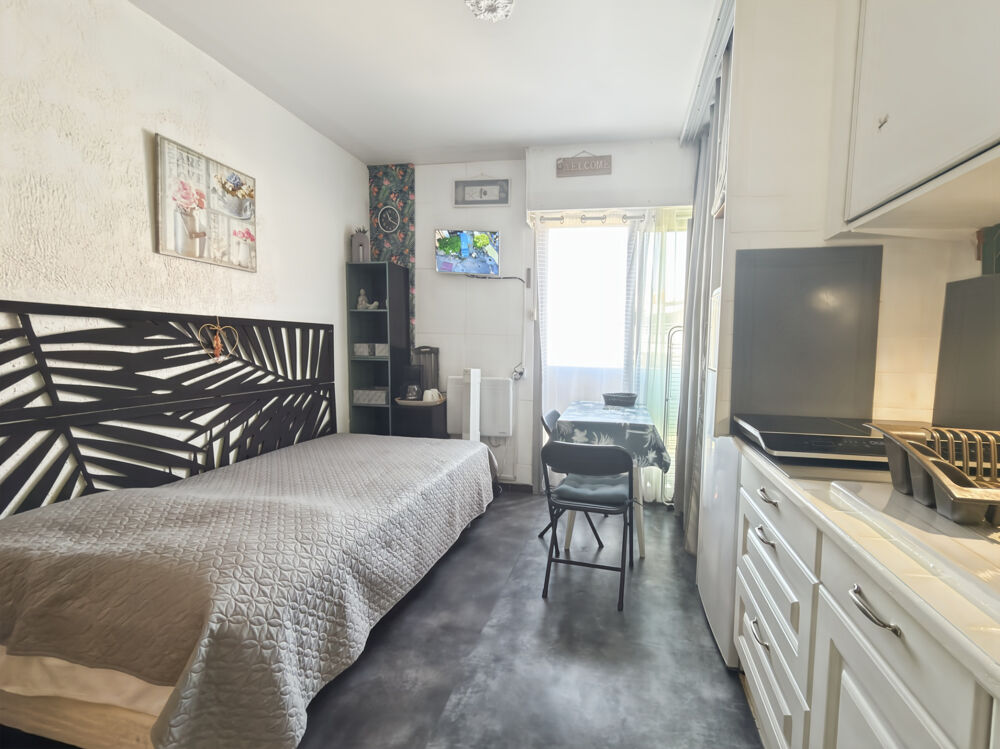 Vente Appartement Studio refait à neuf à 200 m des thermes - Idéal investissement curistes Balaruc les bains