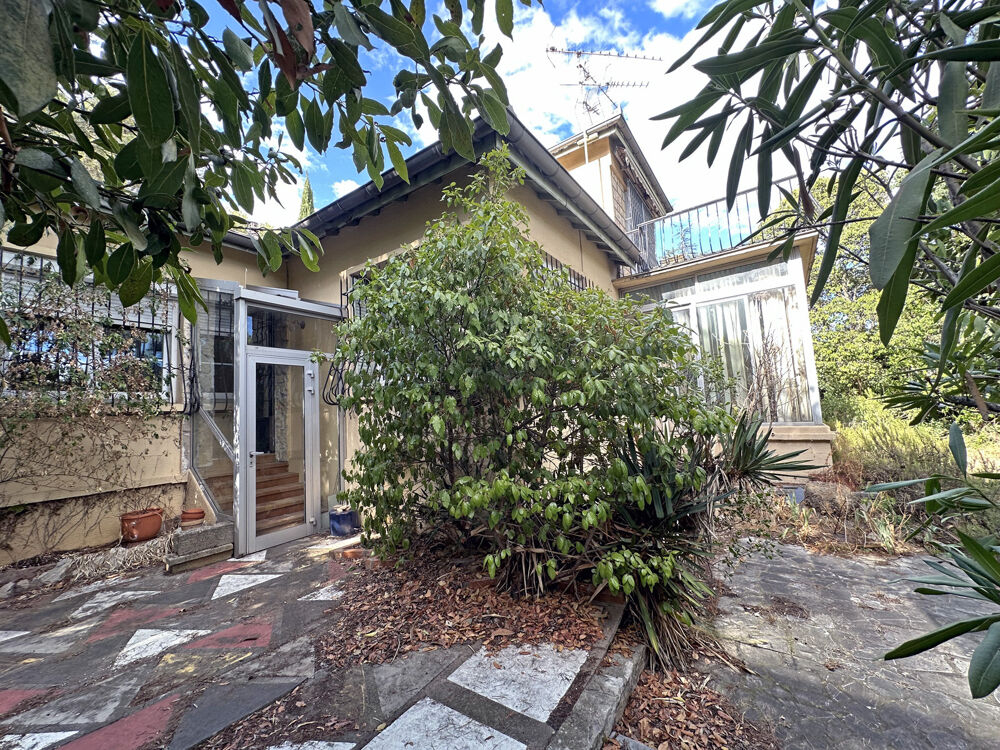 Vente Maison maison avec super terrain au calme Nimes