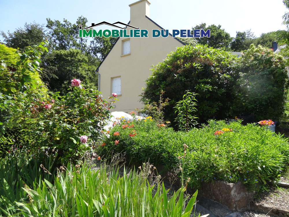 Maison 4 pièces 92 m² · à Rostrenen · 92 m² · 140 000 €