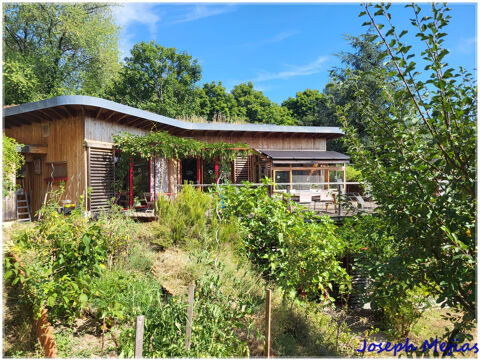   Saint Etienne de Serres, Maison bioclimatique 144 m2, 4 chambres, terrain 700 m2 Maison - 7 pi�ce(s) - 144 m�