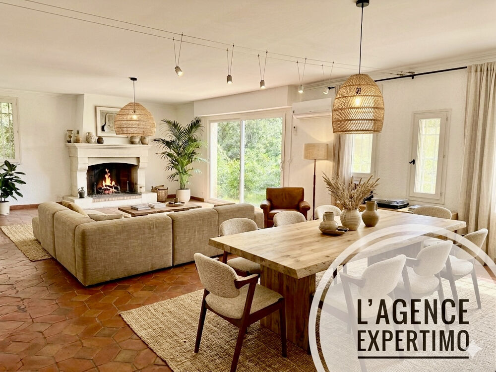 Belle maison sur une parcelle arborée
