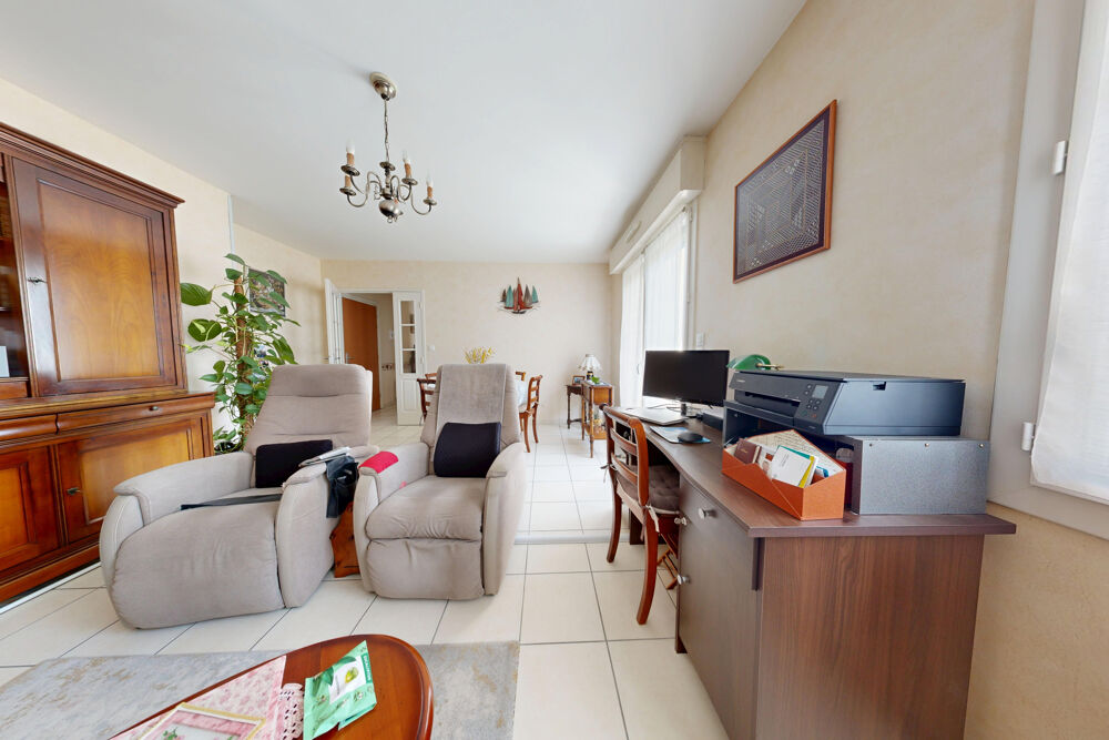 Vente Appartement Angers - Viager libre loué avec balcon et garage Angers