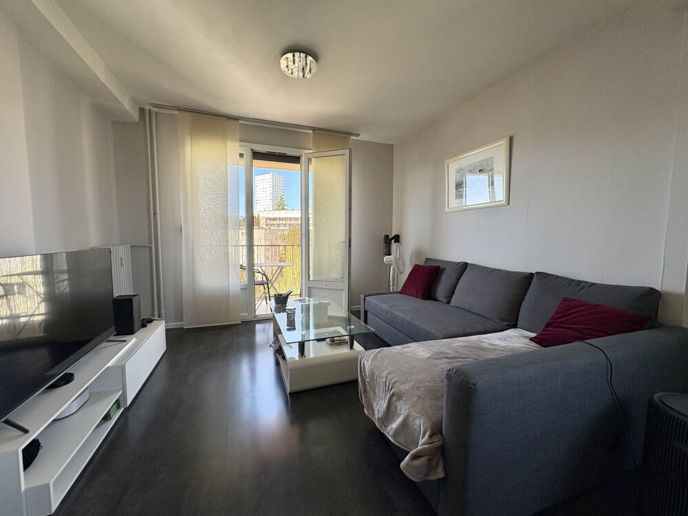 Vente Appartement Grand T2 (possibilité T3) Boulevard Karl Marx + garage & balcon St etienne