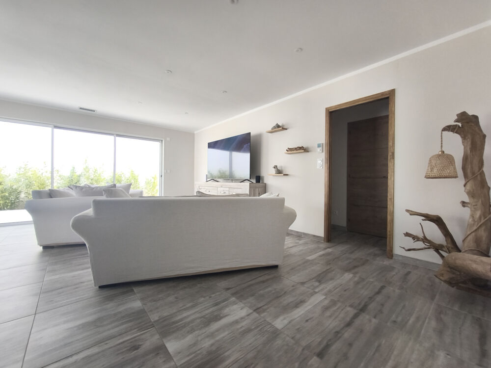 Villa T3 de plain pied de 85m2 avec piscine de 2026