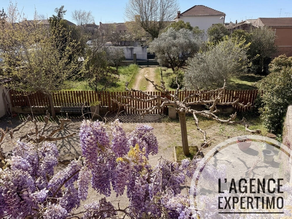 Vente Maison JONQUIÈRES   Élégante maison de caractère à fort potentiel, au cœur du village Jonquieres