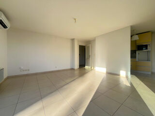  Appartement � vendre 4 pi�ces 77 m�