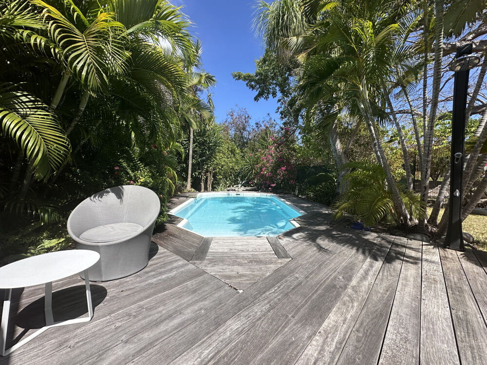 Vente Maison Villa résidence Karukera de 76m2 environ sur un terrain de 380m2 avec piscine. St francois