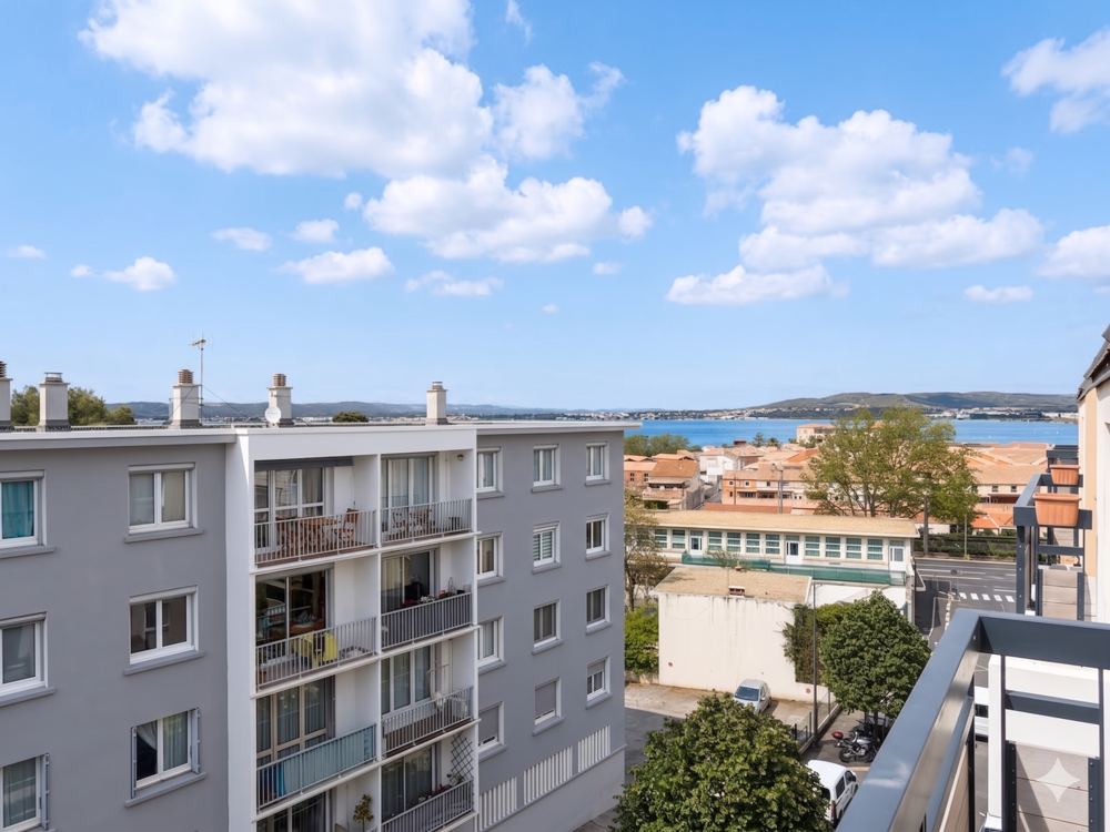 Vue panoramique et sérénité au dernier étage
