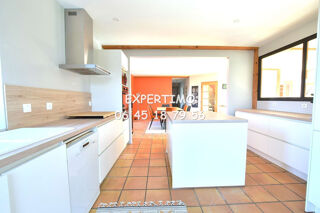  Maison � vendre 10 pi�ces 200 m�