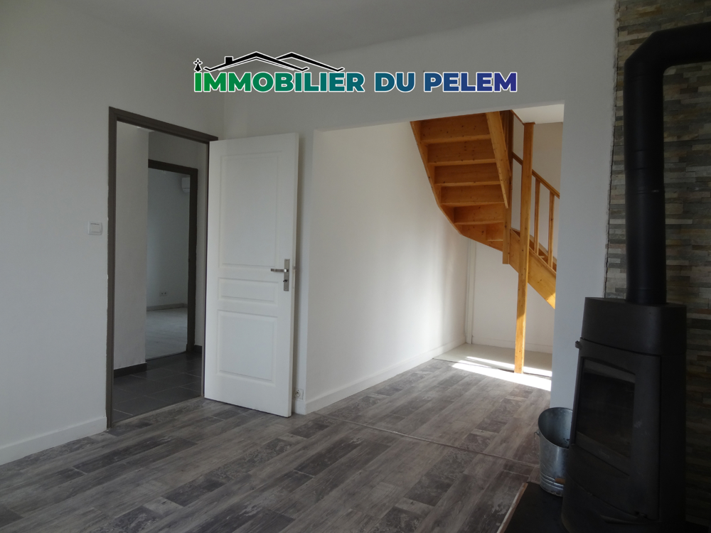 Vente Maison Maison trois chambres avec sous-sol, DPE A   Corlay Corlay