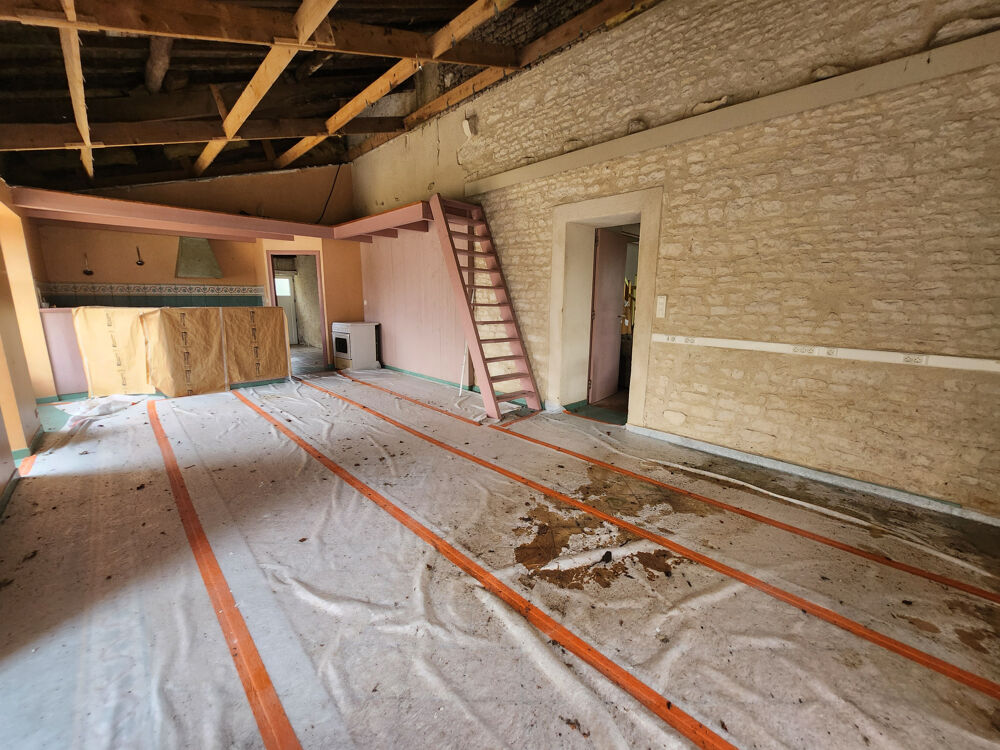 Maison en pierre à rénover