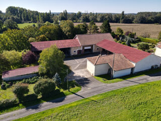  Propri�t�/ch�teau � vendre 13 pi�ces 232 m�