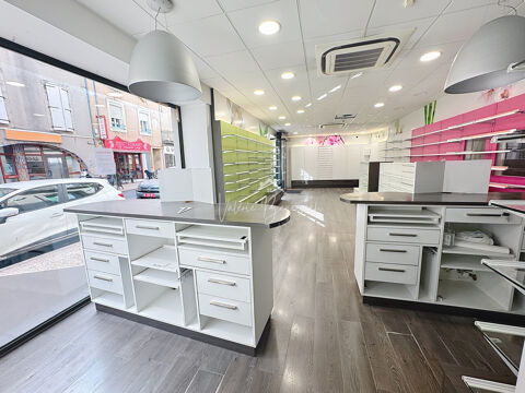 Emplacement exceptionnel ST AFFRIQUE ! 149000 12400 St affrique