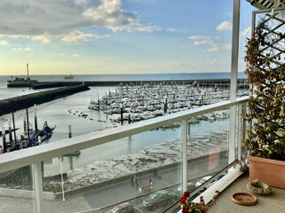  Appartement  vendre 5 pices 104 m