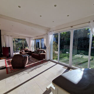  Maison � vendre 8 pi�ces 205 m�