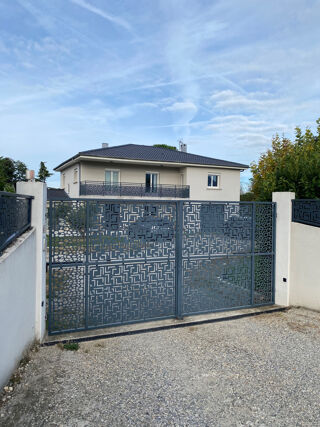  Maison � vendre 10 pi�ces 250 m�