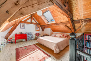  Maison � vendre 10 pi�ces 243 m�