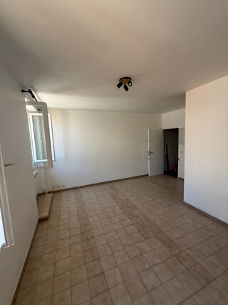  Appartement à louer 1 pièce 23 m²