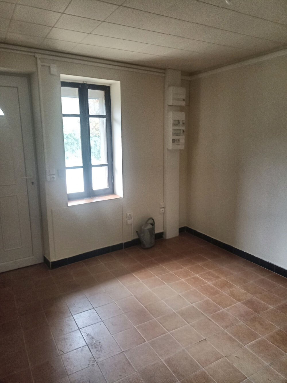 Location Appartement À LOUER   APPARTEMENT T2 DE 28 M2   MONDRAGON ???? Mondragon