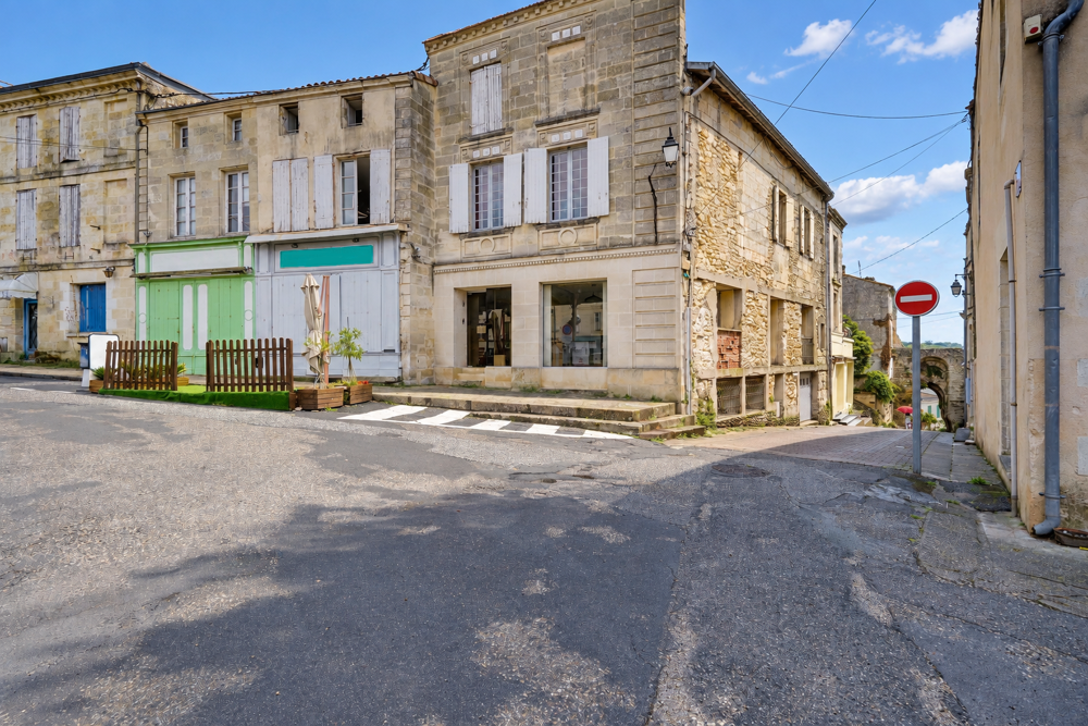 Vente Immeuble Immeuble 5 pièces de 200m2 Bourg