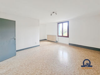  Immeuble à vendre 314 m² Lorette