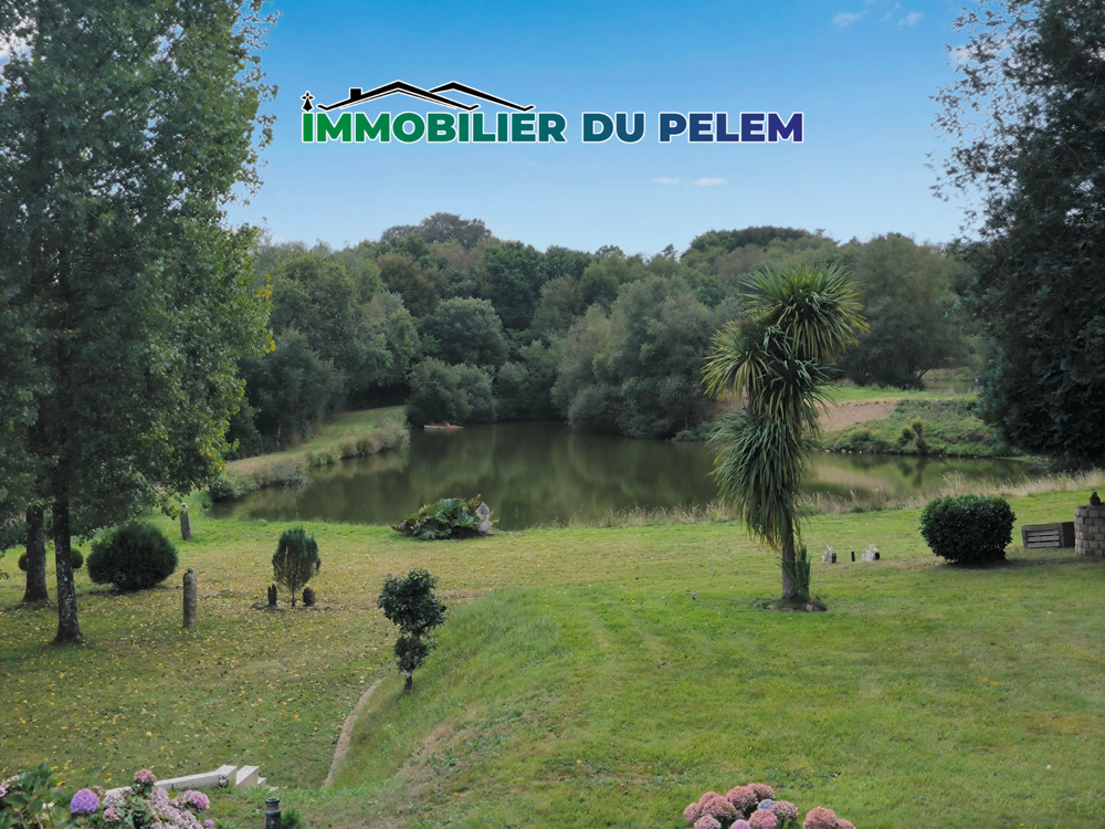 Longère au calme, isolée avec étangs et salle de cinéma