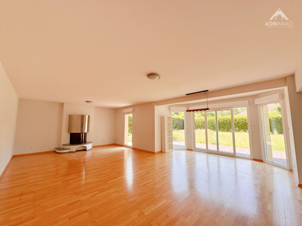 Maison 6 Pièces 187 m2 Hypercentre Saint Genis