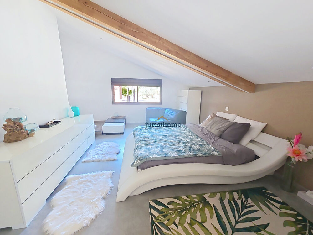 à vendre  Maison Uchaux (84100)