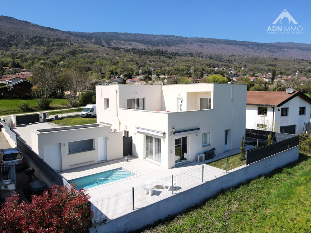 Maison 5 pièces 155 m² · à Farges · 155 m² · 675 000 €
