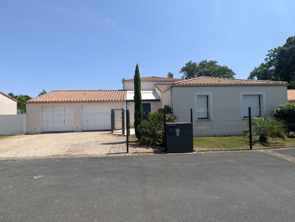 Vente Maison Belle maison avec 5 chambres La roche sur yon