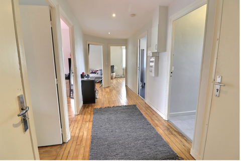  Appartement � louer 5 pi�ces 99 m�