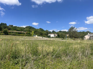 Terrain à vendre 707 m²