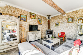  Propriété/château à vendre 9 pièces 678 m²