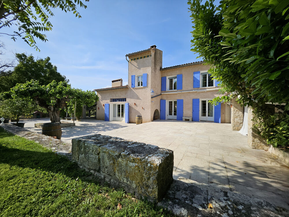 Vente Maison Domaine 2,2 ha | Mas XVIIe siècle & Gîte en activité Aix en provence