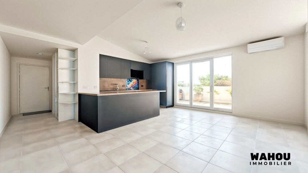 Appartement T4 toit terrasse dans résidence récente avec piscine