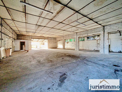 Entrep&ocirc;t 800 m2 290000 84450 St saturnin les avignon